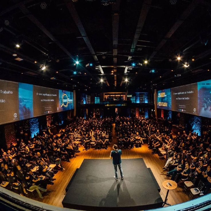 tech is evolving faster than ever! let's discuss the latest trends and their impact on business 🌐💼 #techtrends2023 #businessimpact #ma khan